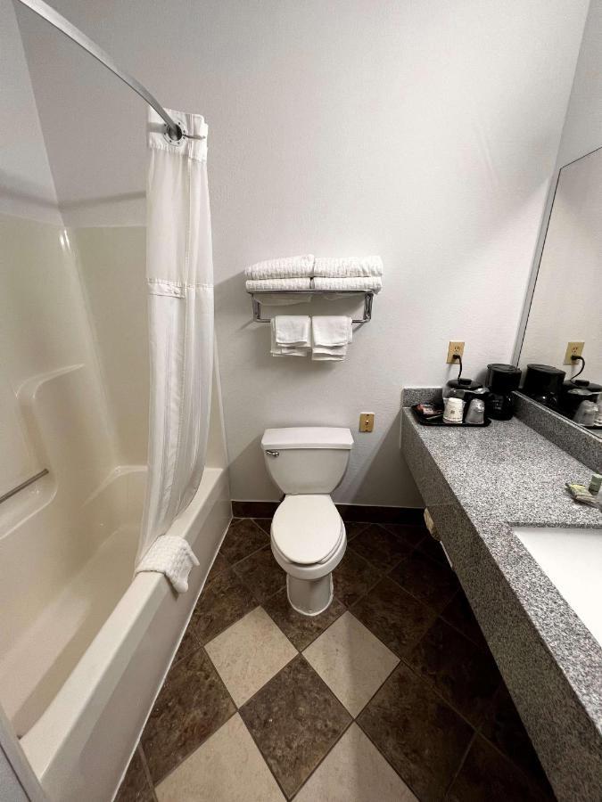 Surestay Hotel By Best Western מורגנטון מראה חיצוני תמונה