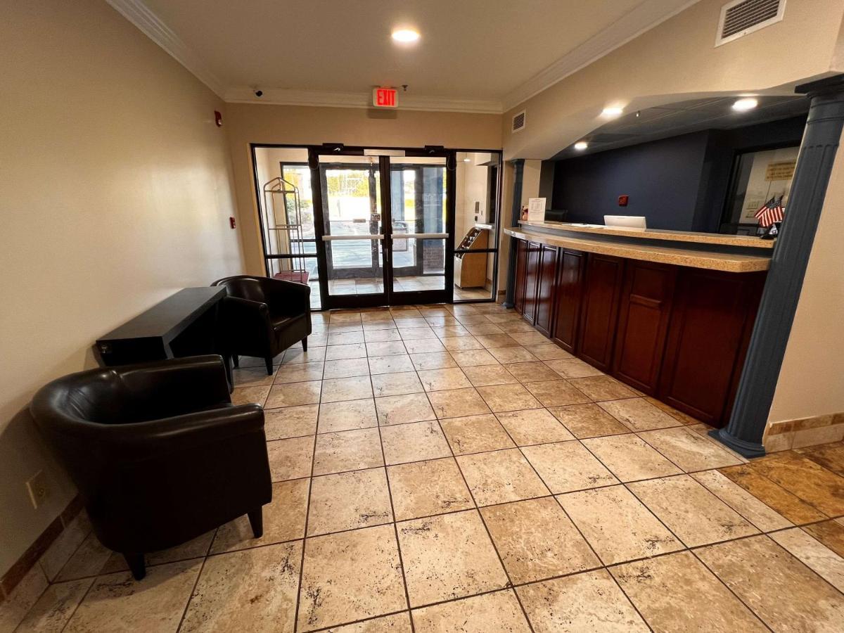 Surestay Hotel By Best Western מורגנטון מראה חיצוני תמונה