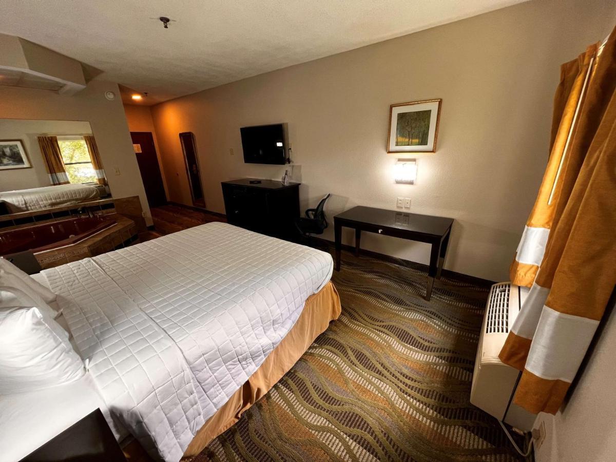 Surestay Hotel By Best Western מורגנטון מראה חיצוני תמונה
